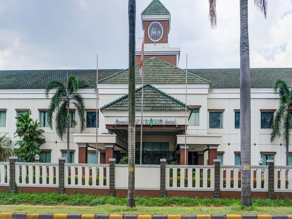 Grand Cikarang Hotel 2/50