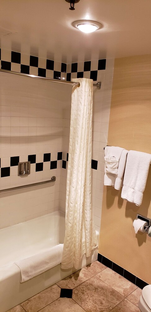 Best Western Grand Victorian Inn 18/48