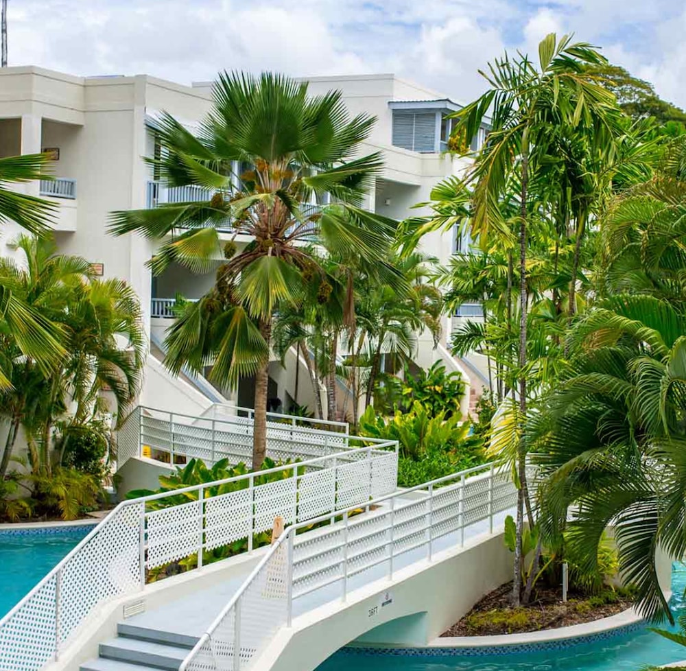 Savannah Beach Club in CHRISTCHURCH - BB