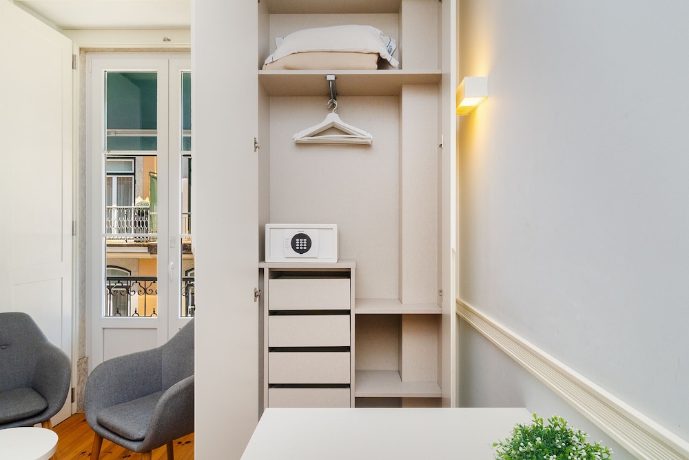 Villa Baixa Lisbon Luxury Apartments 5/50