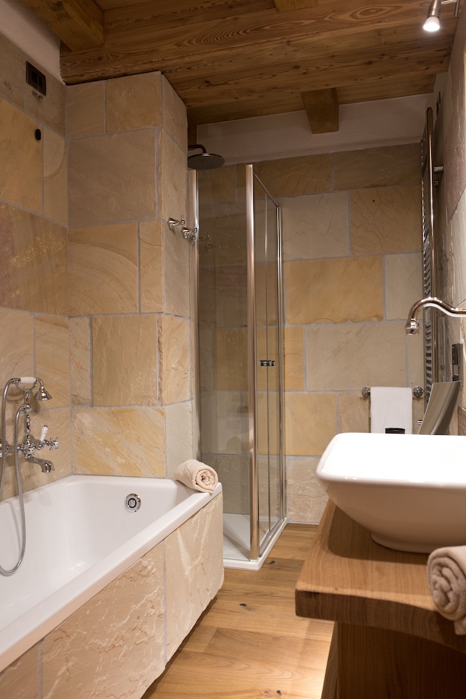 Fiocco Di Neve Relais & Spa 48/50