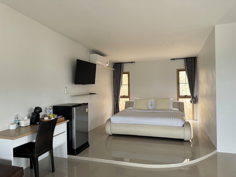 Private, House, Twin Beds, King Bed