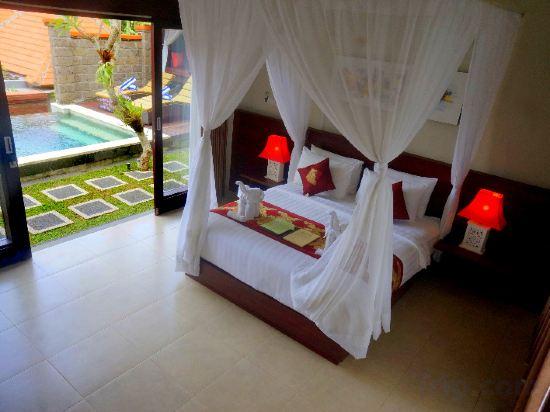 3 Bedrooms, Villa, 2 Double and Twin Beds, with Pool