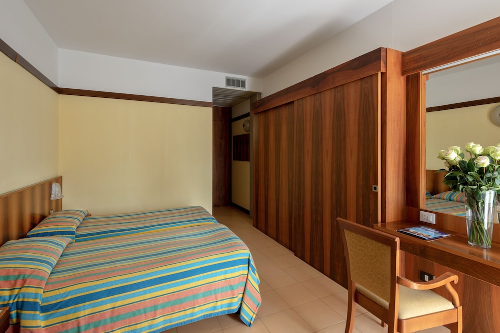 Sport Hotel Olimpo 22/65