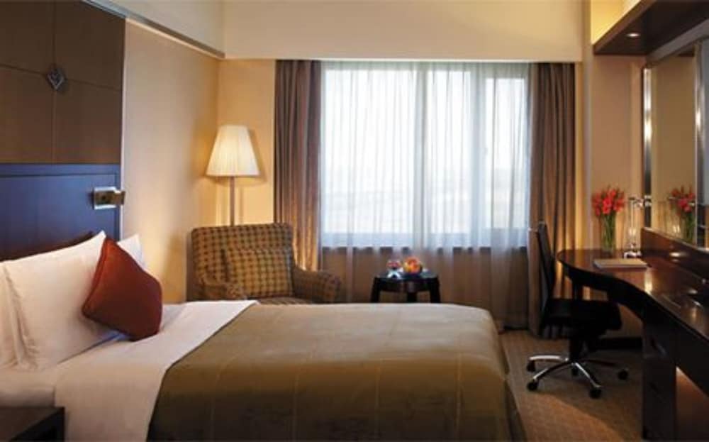 Shangri La Harbin 18/69