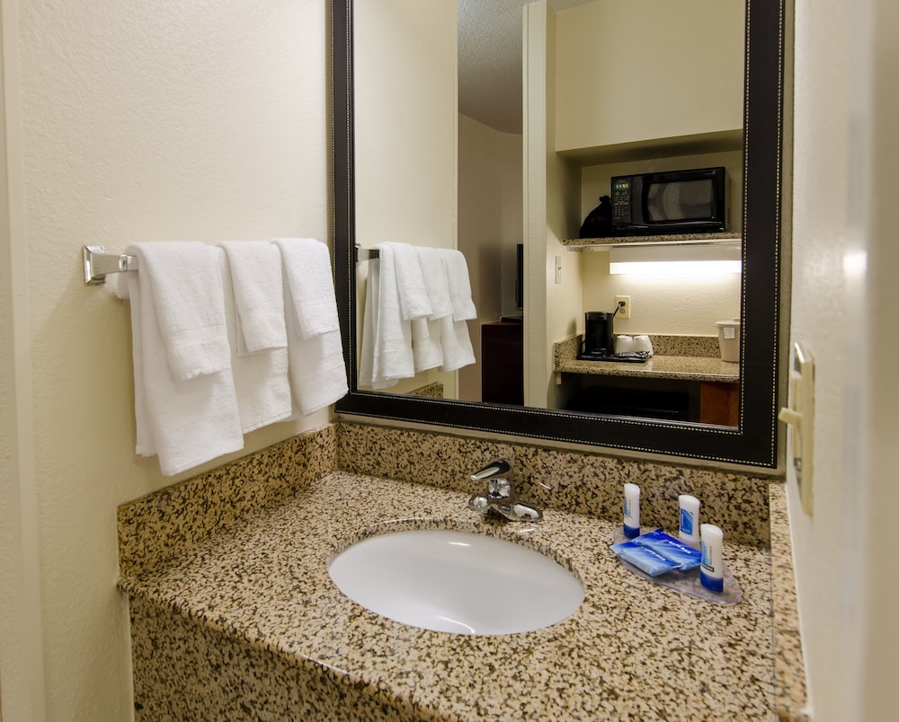 Fairfield Inn Potomac Mills 22/47