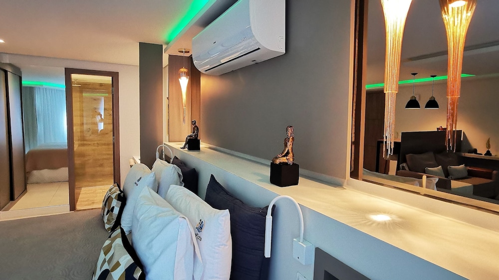 Iate Plaza Hotel 15/50