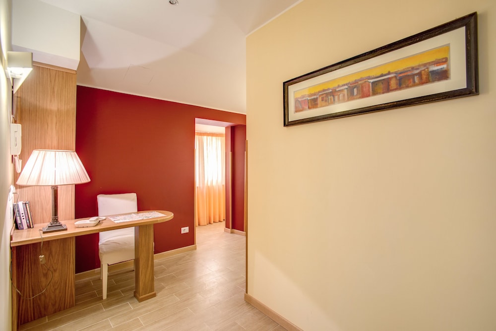 TOP FLOOR NAVONA 14/43