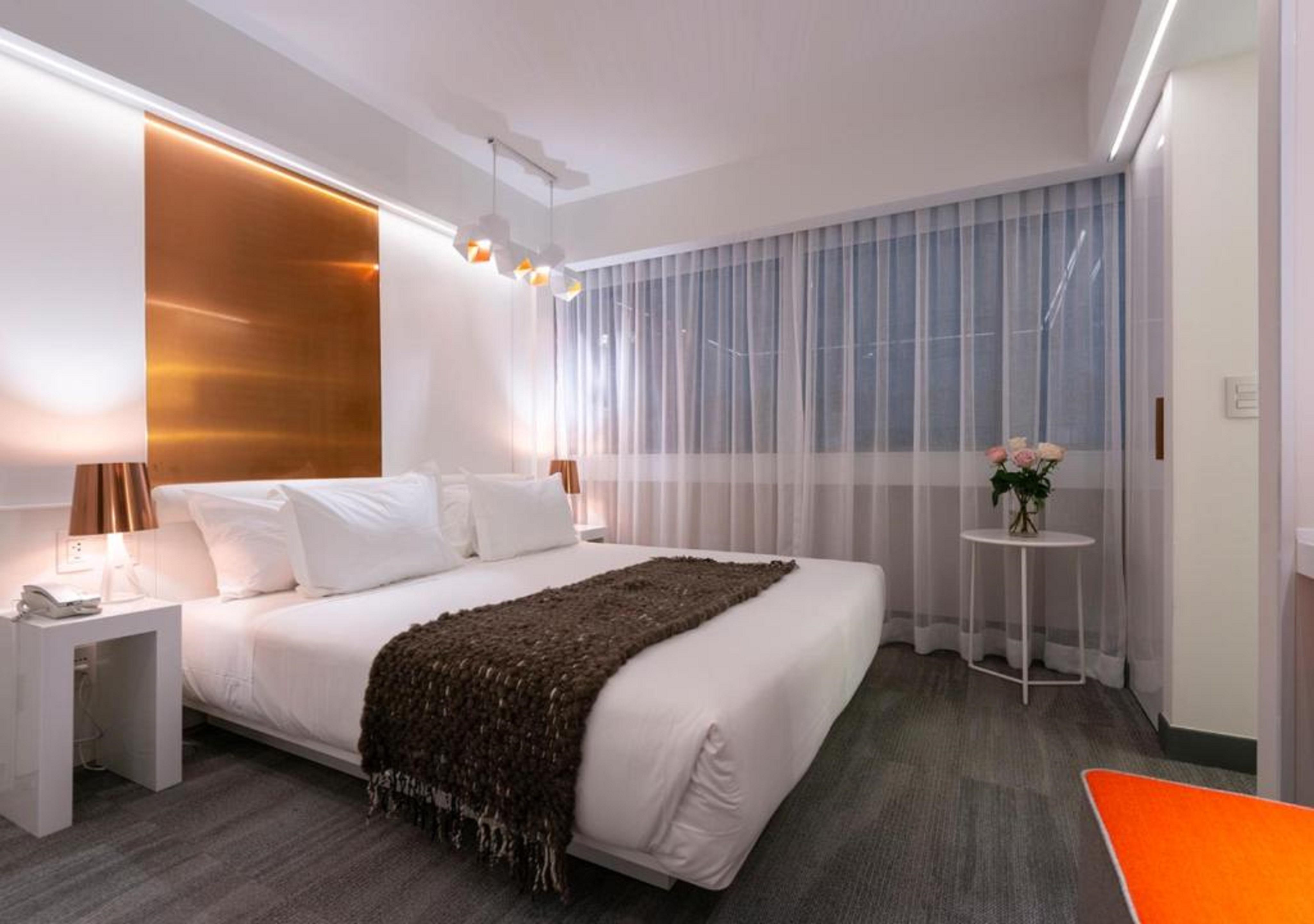 Superior, Double Bed, Street View