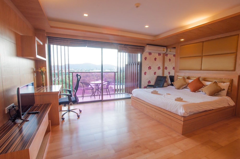 Rocco Huahin Condominium 53/76
