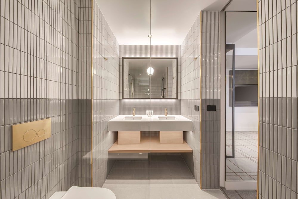 Vibe Hotel Sydney Darling Harbour 17/52