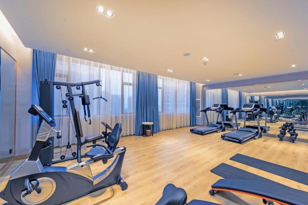 Venus Royal Hotels (Zhongshan Dongfeng Center) 21/50