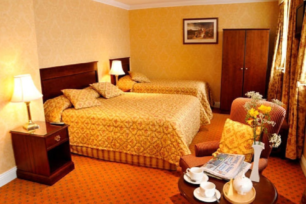 Granville Hotel Waterford 10/69