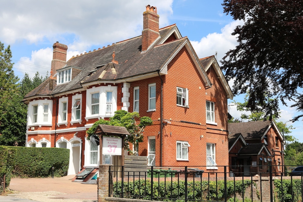 Anand Lodge 2/50