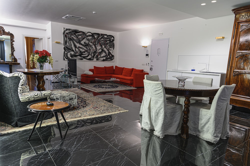 Residence Cineapollo 32/50