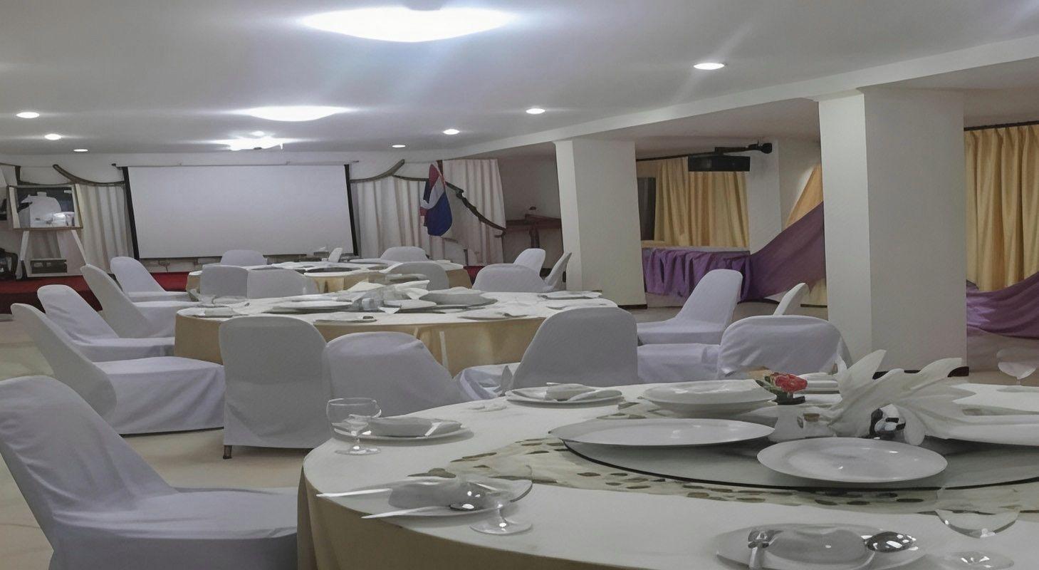 Phitsanulok Orchid Hotel 42/50