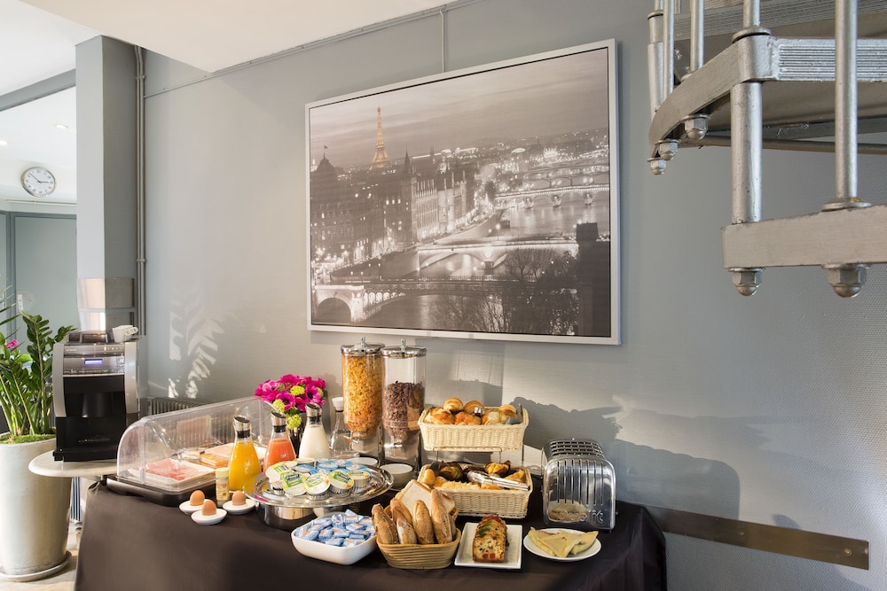 Le Petit Oberkampf Hotel and Spa 43/56