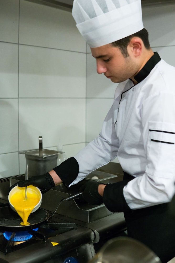 Signature Hotels & Spa 25/50