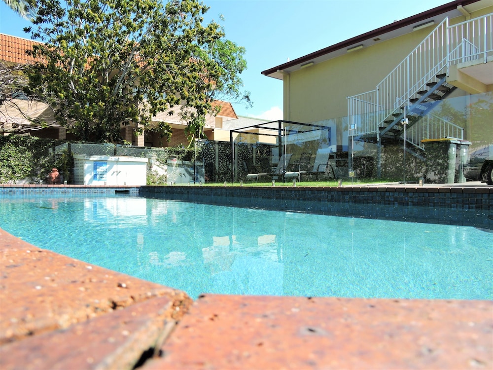 TWEED HEADS VEGAS MOTEL 4/44