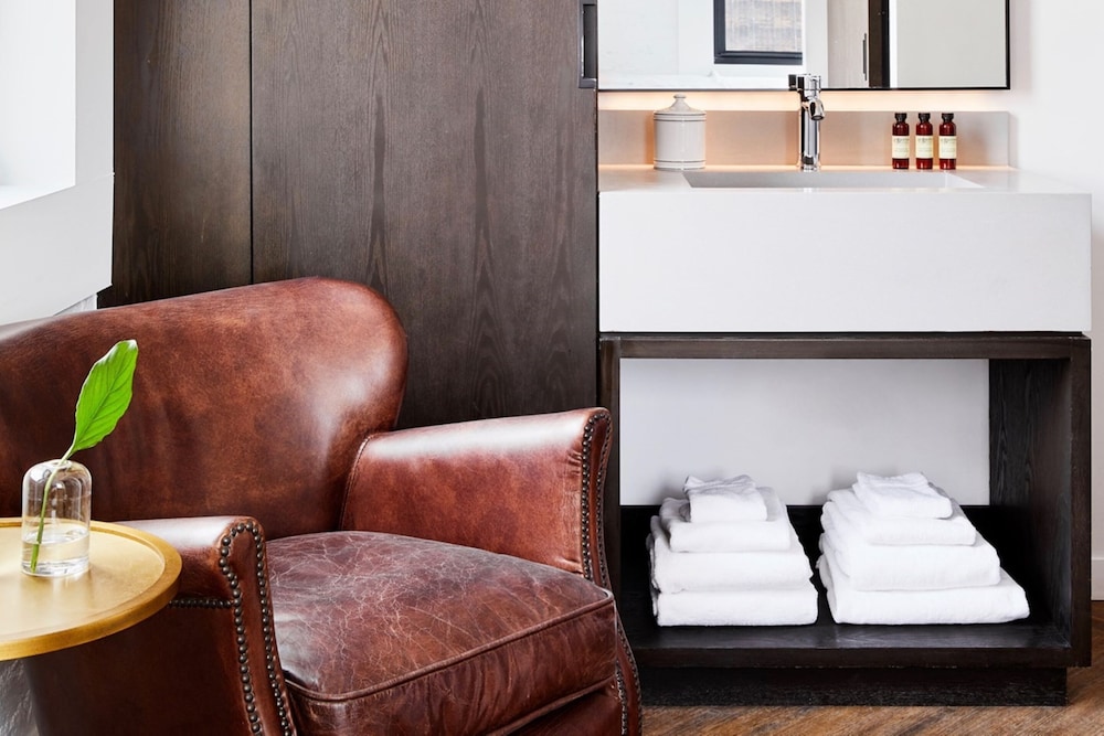 Walker Hotel Tribeca 39/51