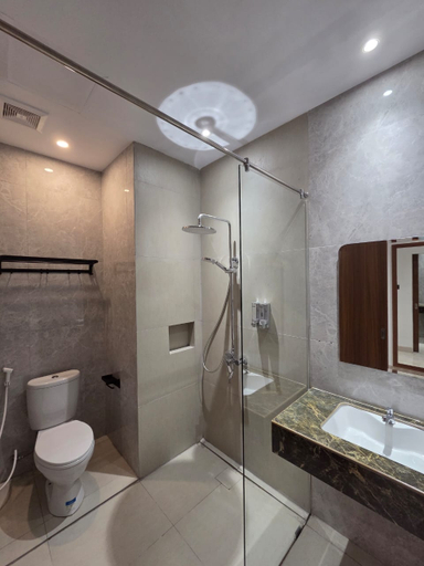 Comforta Suites Hotel 8/11