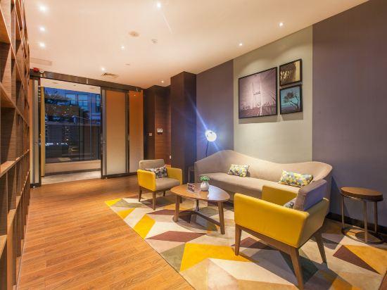 Hampton by Hilton Wuhan Tianhe Airport East 18/22