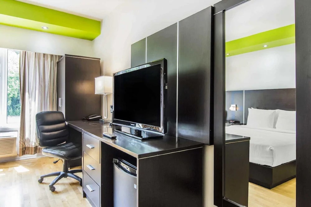 Travelodge by Wyndham Trois-Rivieres 34/44