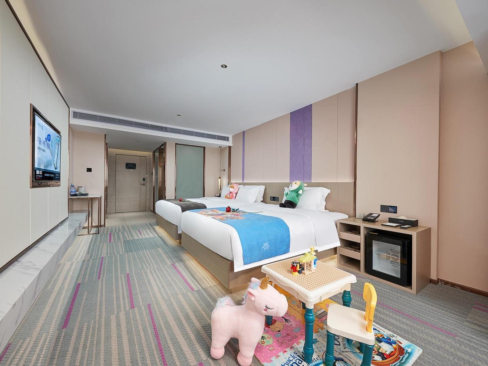 Lavande Hotel (Guangzhou Panyu Hanxi Changlong Dashi Subway Station Store) 12/28