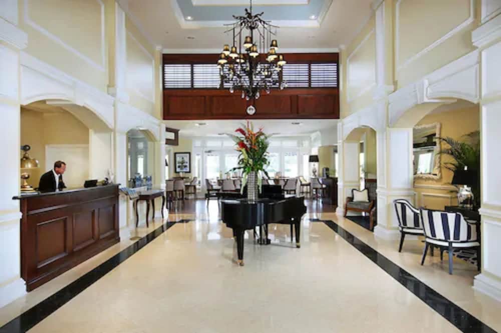 Inn At Pelican Bay 10/67