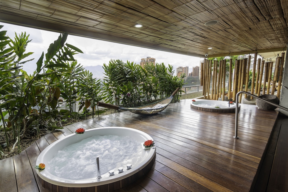Diez Hotel Categoria Colombia 38/64