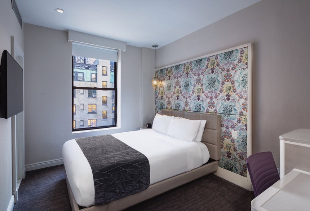 Dream Midtown 15/72