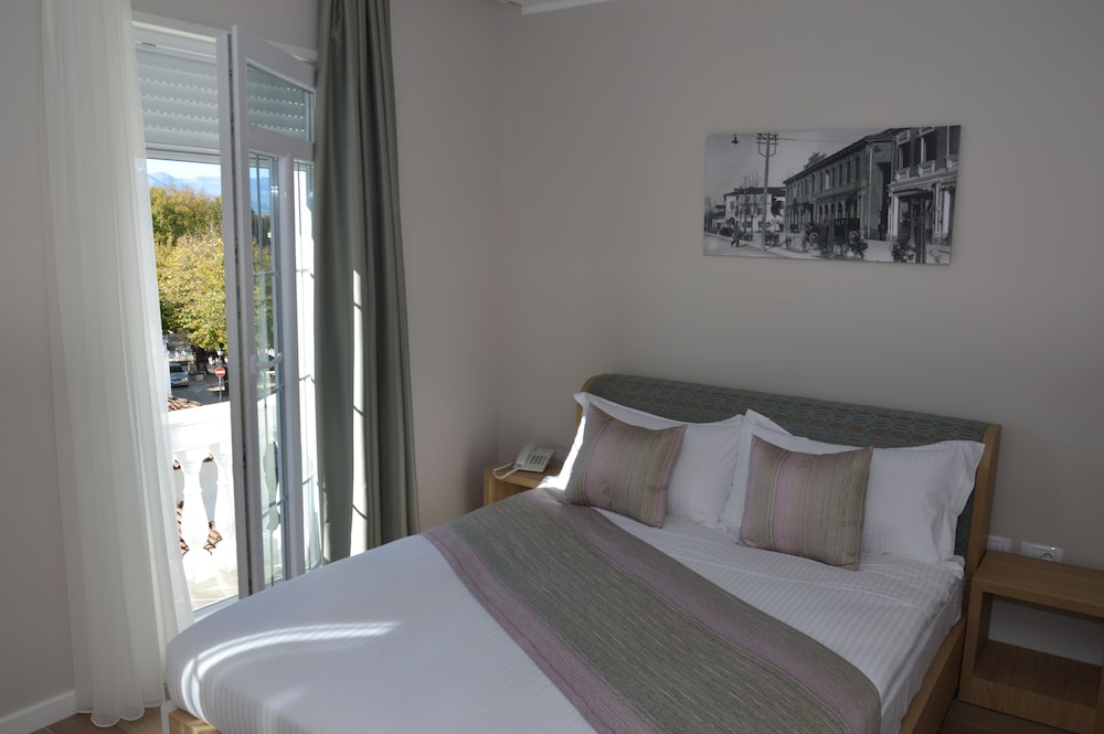 Alis Hotel 19/54