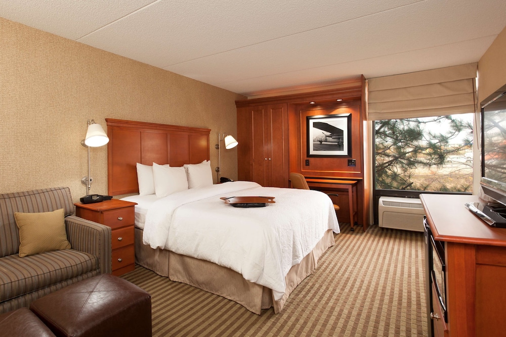 Hampton Inn Chicago-O'Hare International Airport 21/79