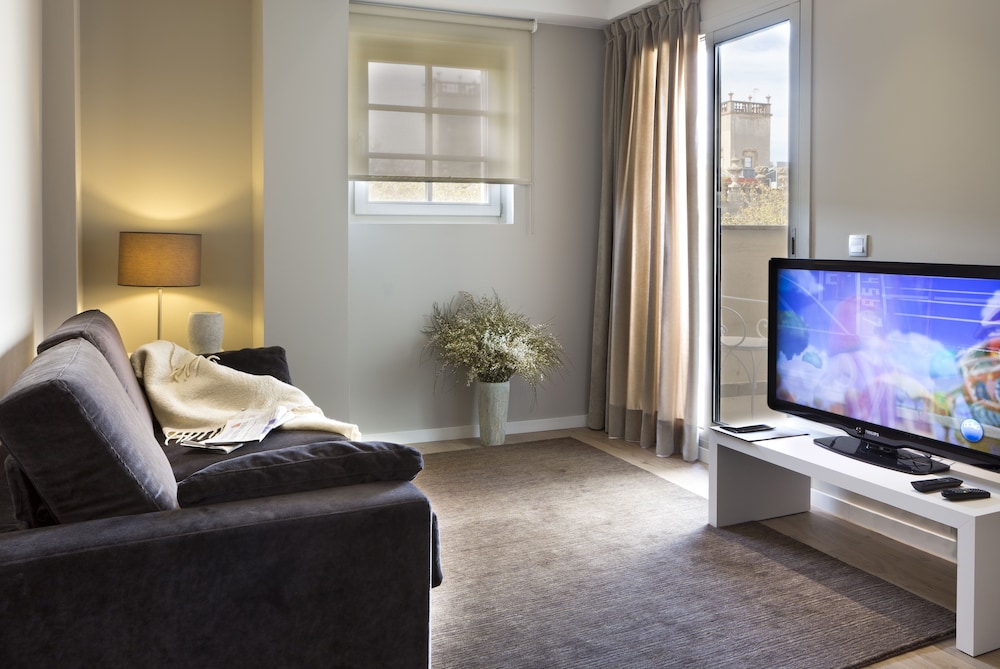 Apartments Rambla 102 25/45
