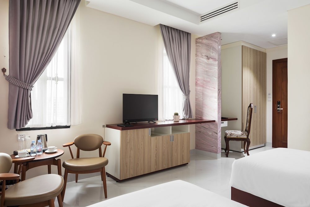 LCS Hotel & Apartment 5/64