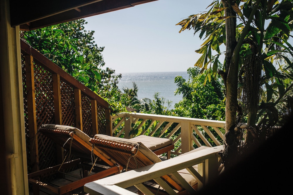 Tranquilseas Eco-Lodge, Diving Center, Restaurant &amp; Bar 1/50