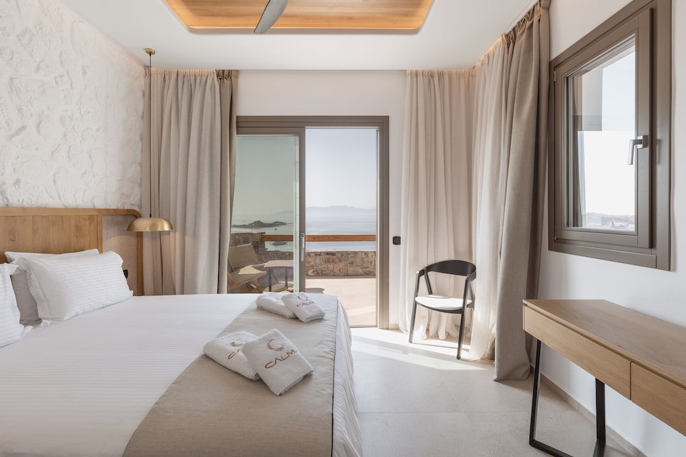 Calma Suites Mykonos 12/42