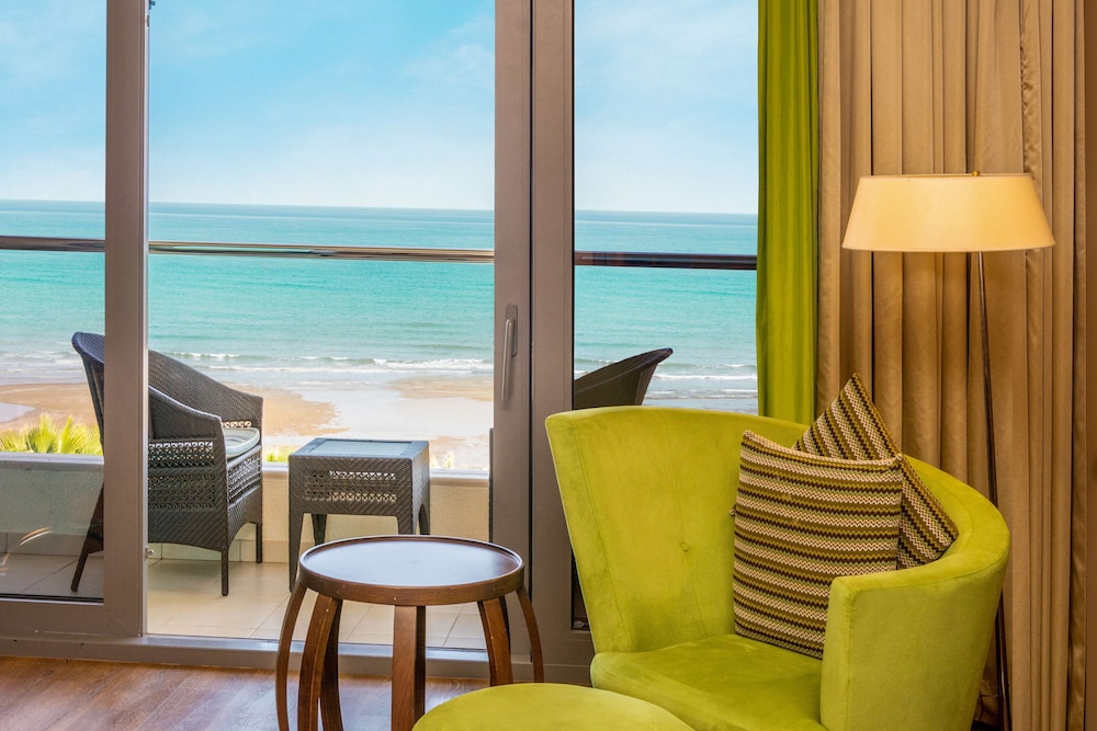 RADISSON BLU HOTEL, SOHAR 54/72