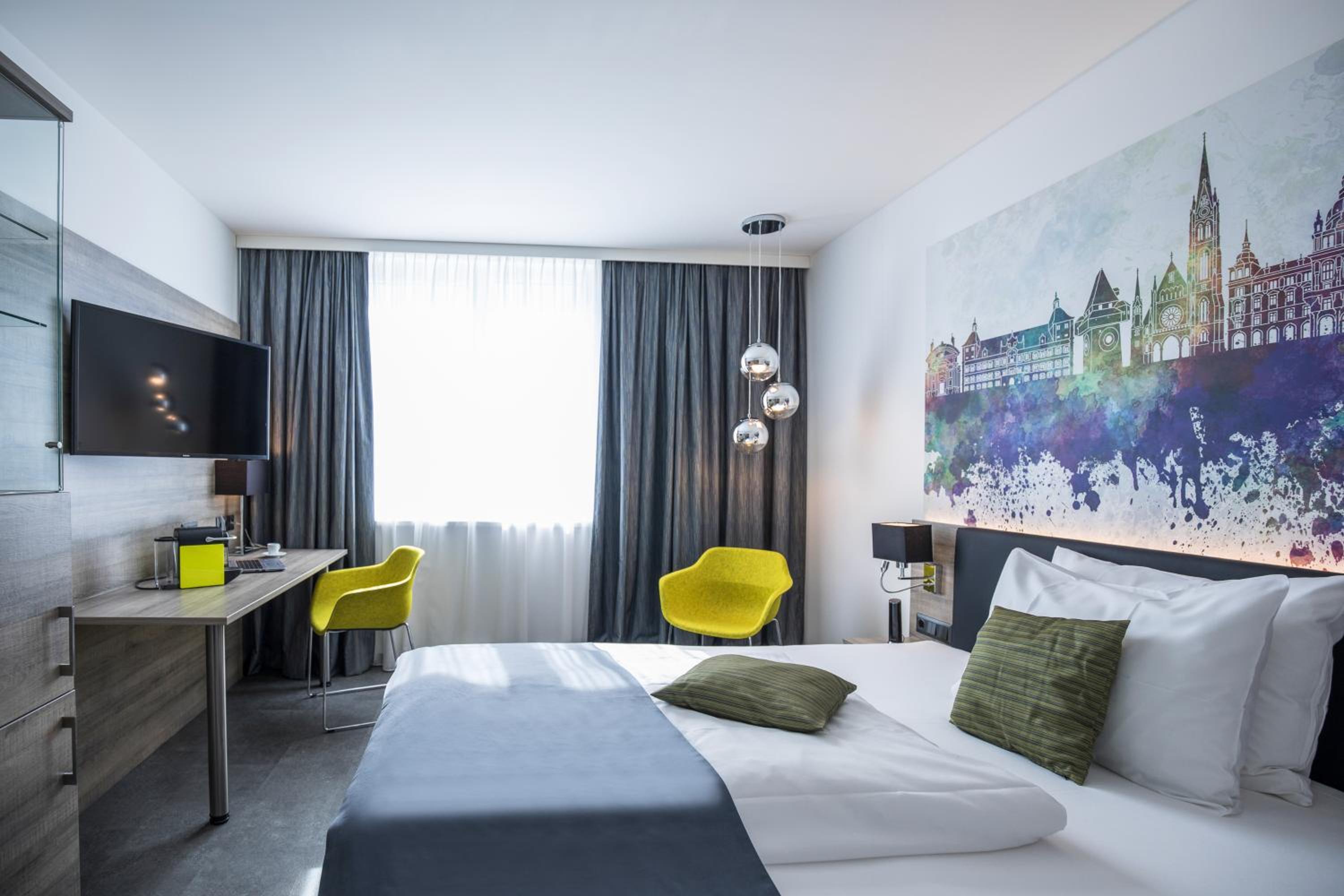 Privilege, Double Bed