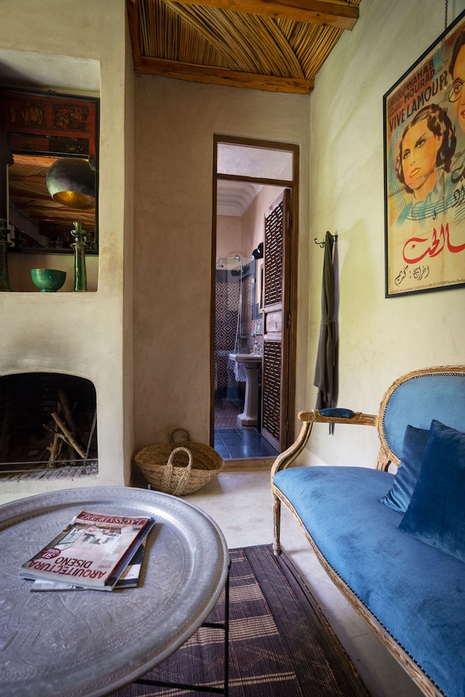 Riad Kbour & Chou 30/50