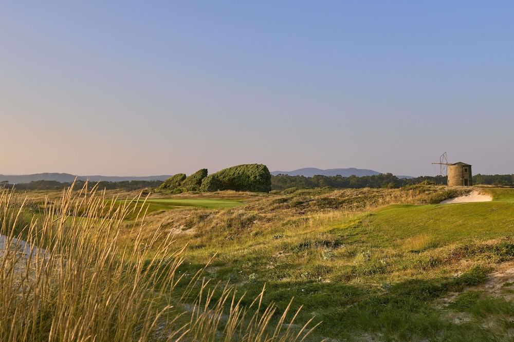 Tivoli Estela Golf & Lodges Porto (44km from Porto) 43/45