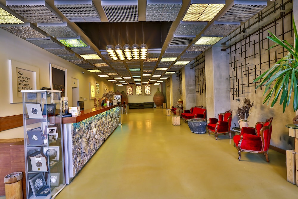 Han Hostel Airport North Hotel 8/75