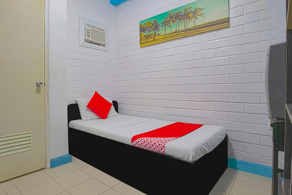 La Maria Pension & Tourist Inn Hotel 33/51