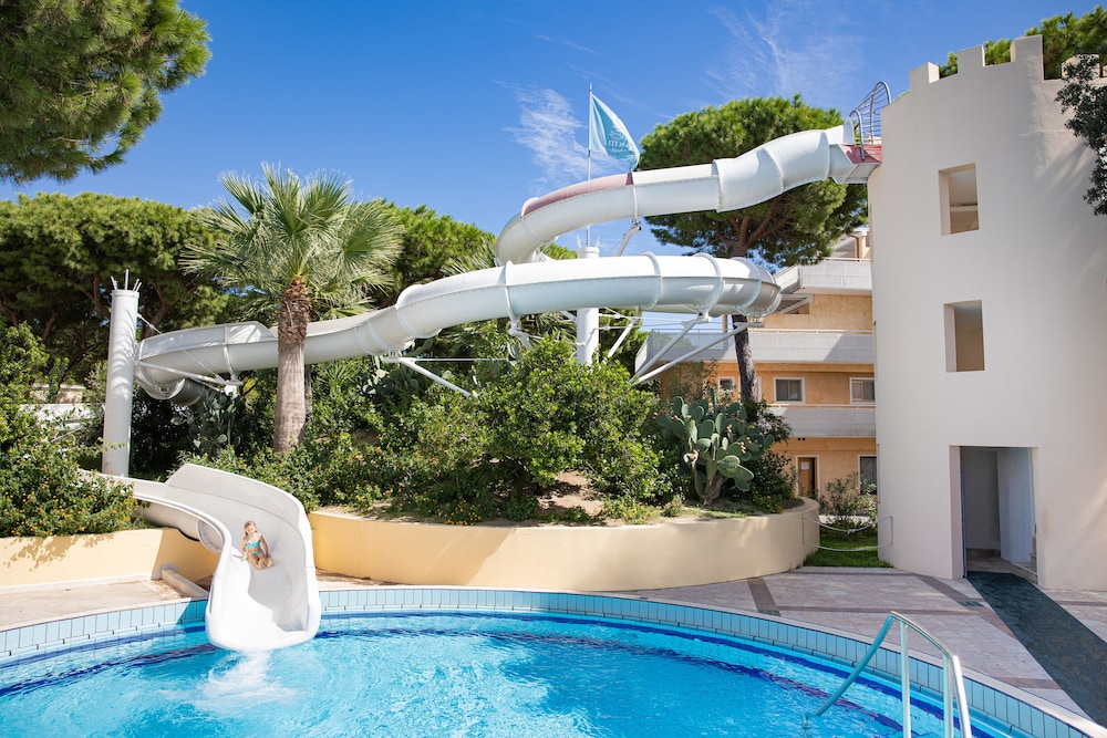 Tirreno Resort 9/44