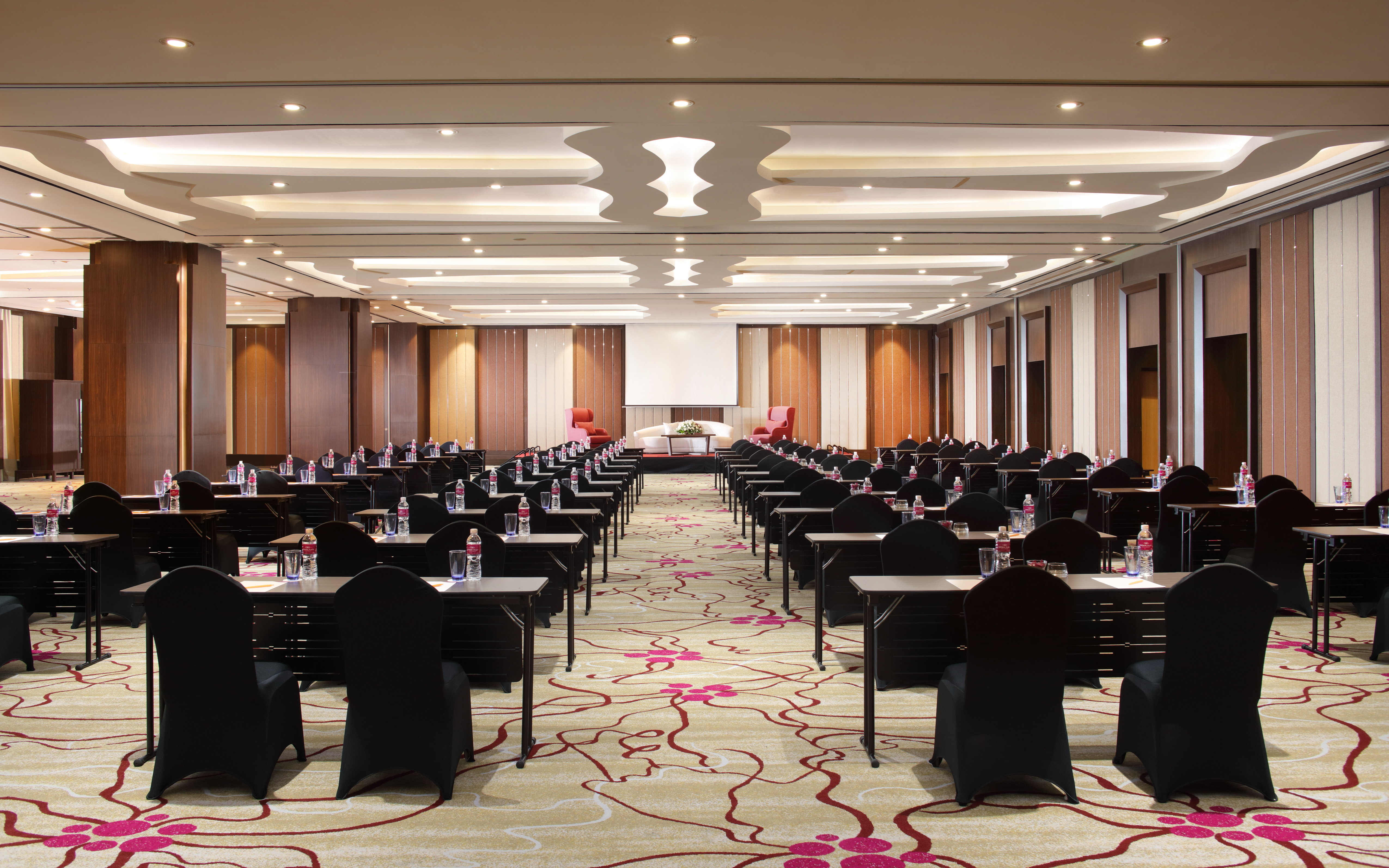 Crowne Plaza Bandung 61/75