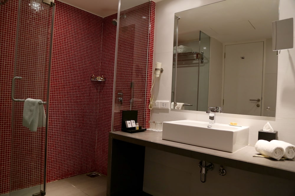 Park Inn by Radisson Navi Mumbai 43/44