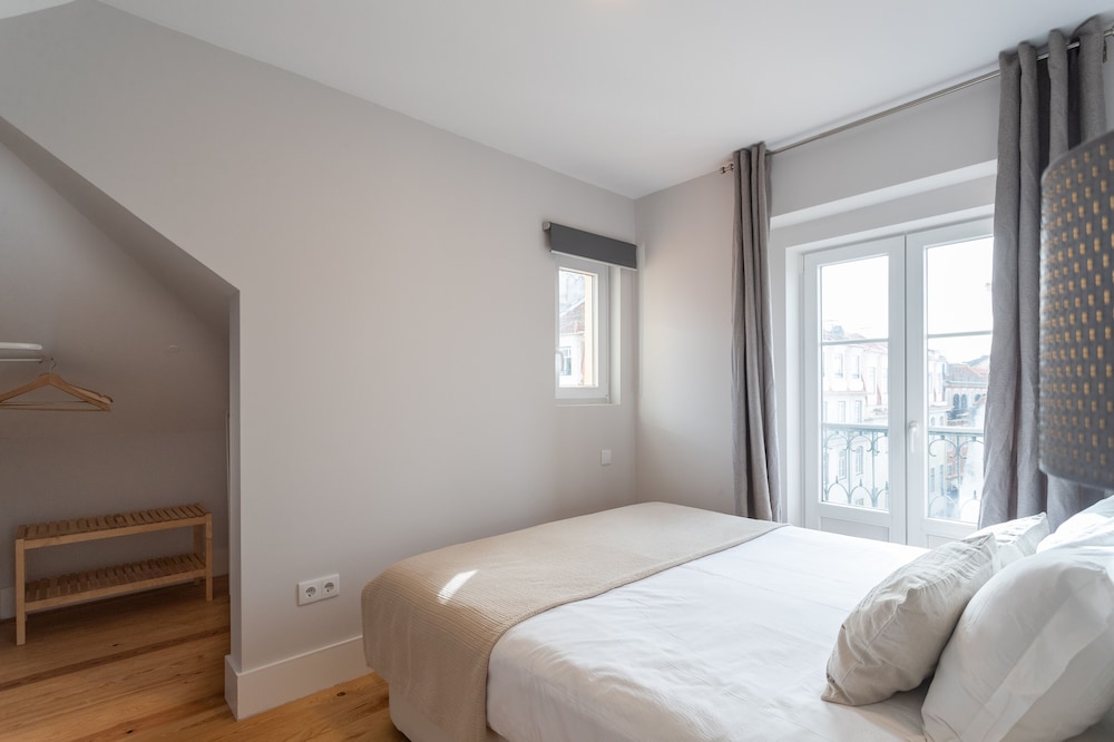 Santa Justa Apartments Downtown Center 22/78