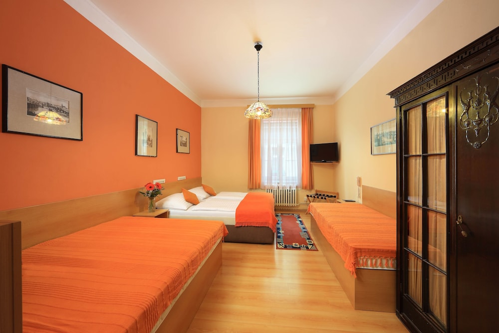 Hotel Golden City Garni 26/55