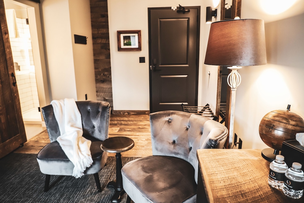 Hotel Crosby 52/62