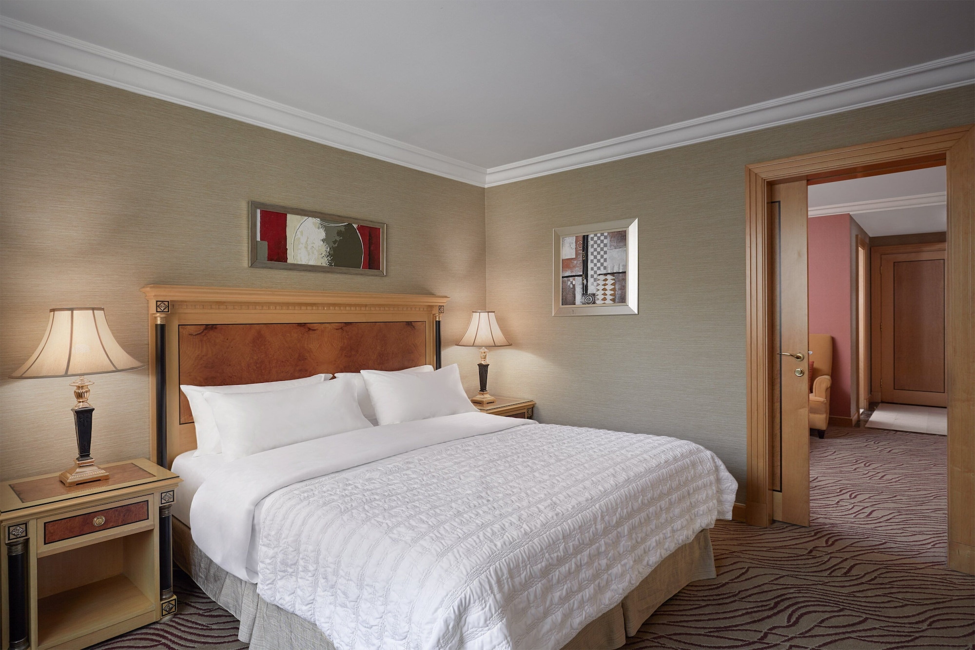 1 BEDROOM, EXECUTIVE, SUITE